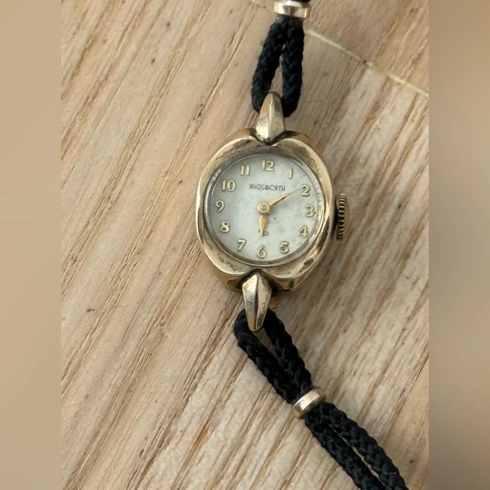 Wadsworth Mechanical Vintage Gold Plated Ladies Watch Rope Bracelet Gold Case